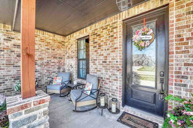 918 NE Oriole Dr, Lawton, OK 73507