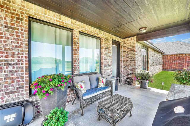 918 NE Oriole Dr, Lawton, OK 73507