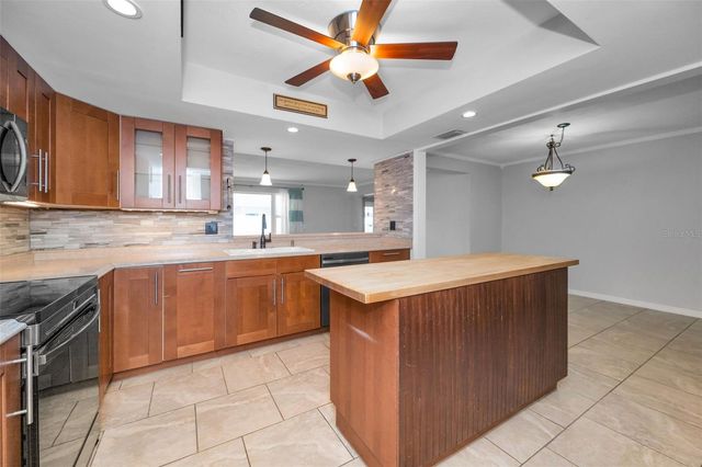13760 87TH PLACE, Seminole, FL 33776