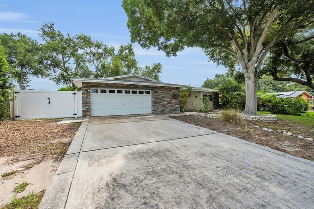 13760 87TH PLACE, Seminole, FL 33776