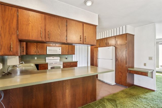 71 Railroad Street, Atkins, IA 52206