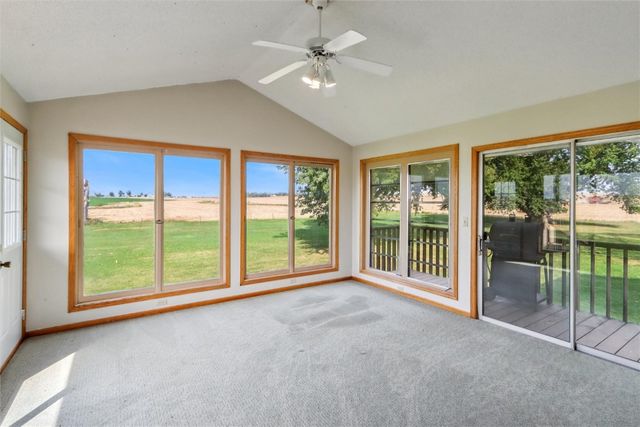 71 Railroad Street, Atkins, IA 52206