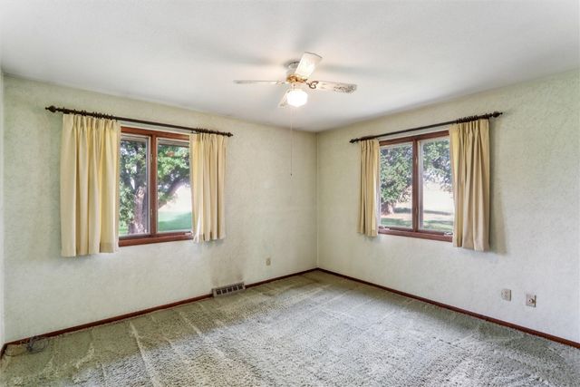 71 Railroad Street, Atkins, IA 52206