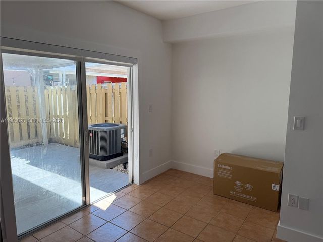 209 NW 109th Ave 408, Miami, FL 33172