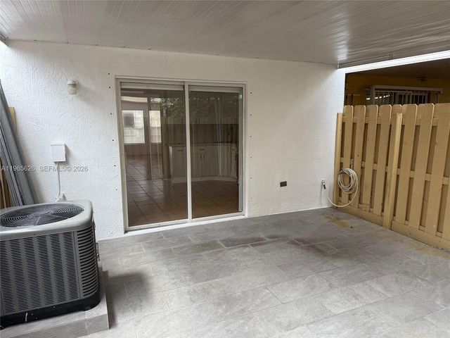 209 NW 109th Ave 408, Miami, FL 33172