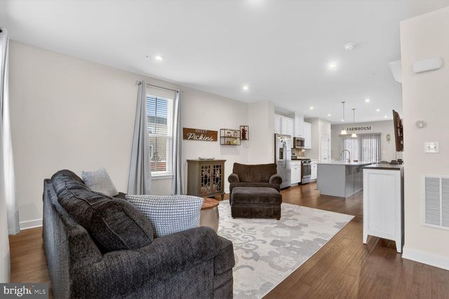 6211 ISLINGTON ST, Middle River, MD 21220