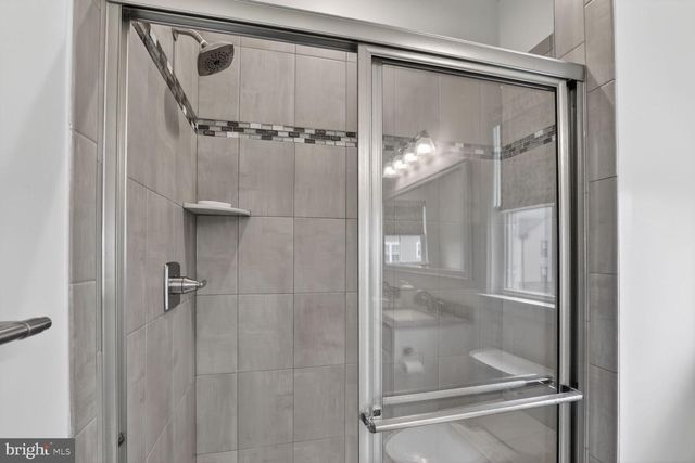 6211 ISLINGTON ST, Middle River, MD 21220