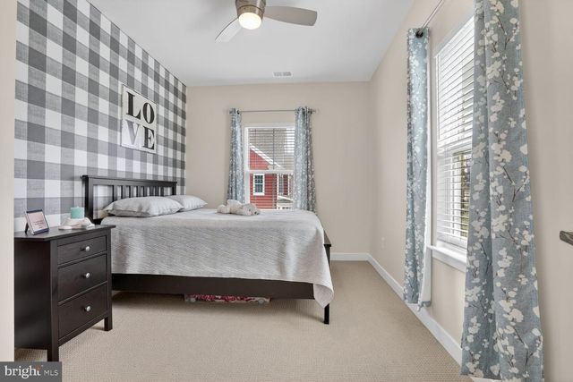 6211 ISLINGTON ST, Middle River, MD 21220