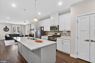 6211 ISLINGTON ST, Middle River, MD 21220