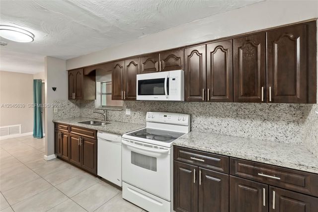 5081 SW 95th Ave 0, Cooper City, FL 33328