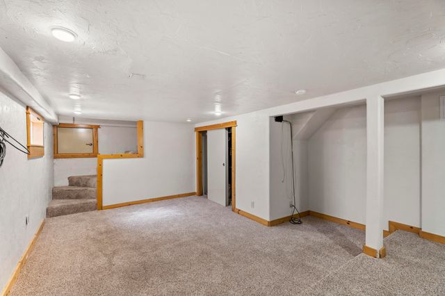 1063 SW Crosscut Court, Bend, OR 97702