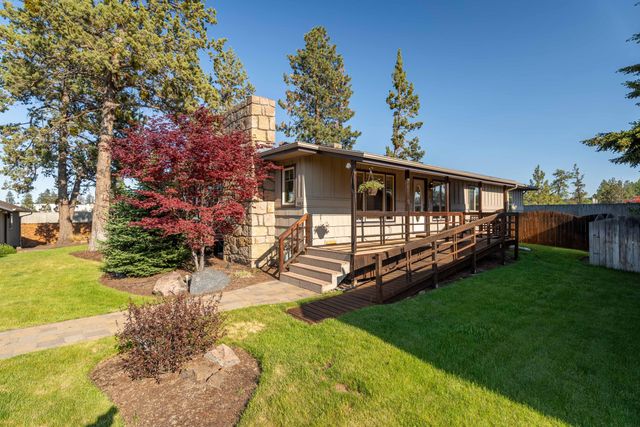 1063 SW Crosscut Court, Bend, OR 97702