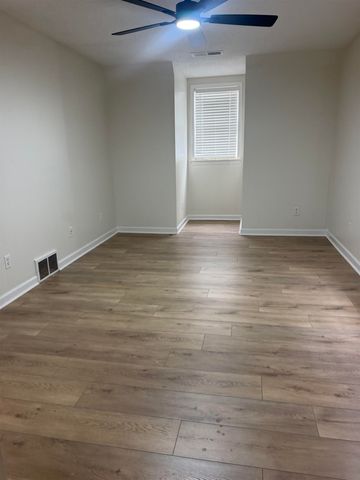 4511 ELLENDALE RD, Bartlett, TN 38135