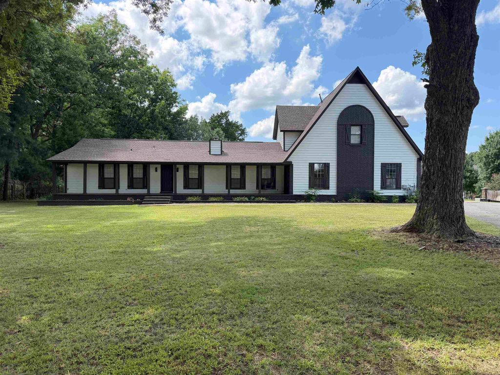 4511 ELLENDALE RD, Bartlett, TN 38135