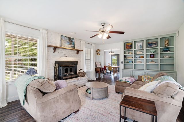 2789 County Road 22900, Paris, TX 75460