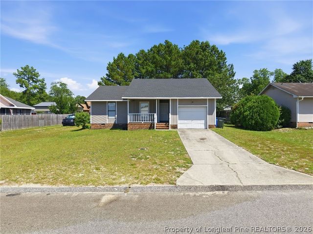 6866 Kingsgate Drive, Fayetteville, NC 28314