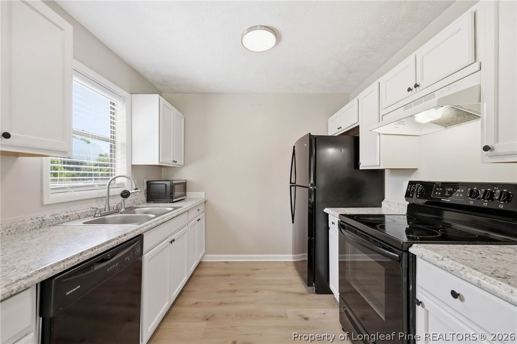 6866 Kingsgate Drive, Fayetteville, NC 28314 — photo 16