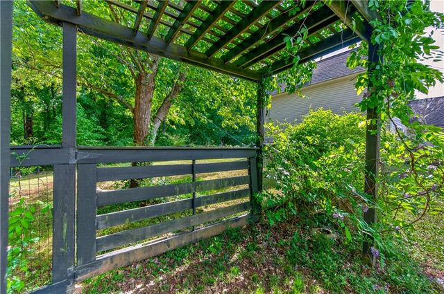 6250 Glen Port Circle, Flowery Branch, GA 30542