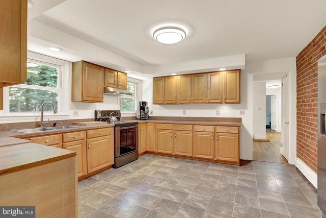 65 SUNNYSIDE DR, Carlisle, PA 17015