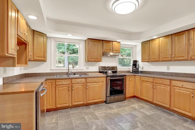 65 SUNNYSIDE DR, Carlisle, PA 17015