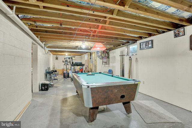 65 SUNNYSIDE DR, Carlisle, PA 17015
