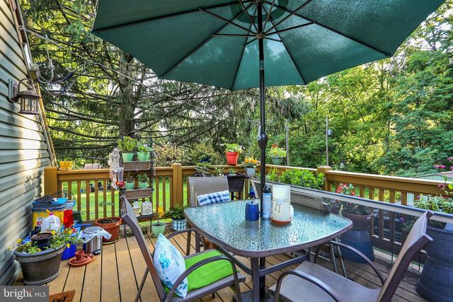 65 SUNNYSIDE DR, Carlisle, PA 17015
