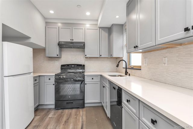 6123 165th Street, Fresh Meadows, NY 11365