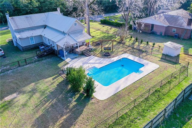 2158 Cherokee Street, Waycross, GA 31503