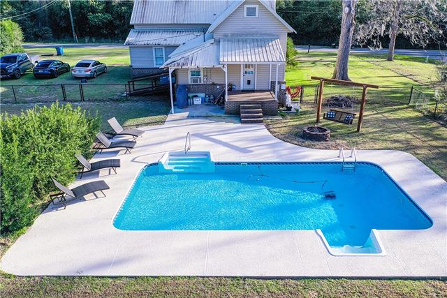 2158 Cherokee Street, Waycross, GA 31503