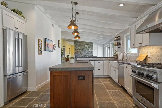 27200 Sunnyridge, Palos Verdes Peninsula, CA 90274