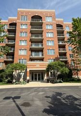 390 S Western Avenue 402, Des Plaines, IL 60016