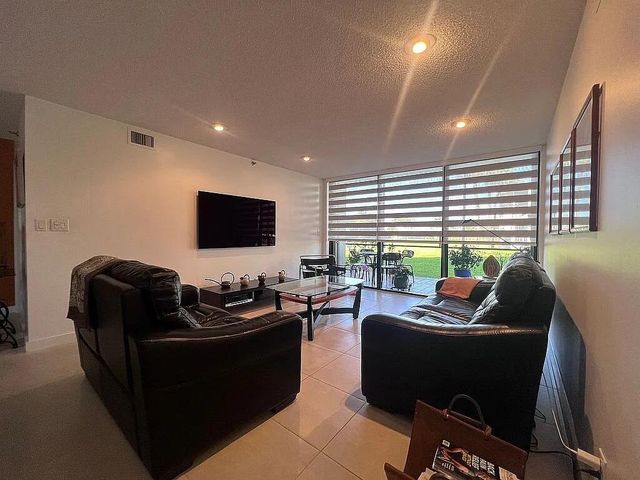 6463 La Costa Drive 105, Boca Raton, FL 33433