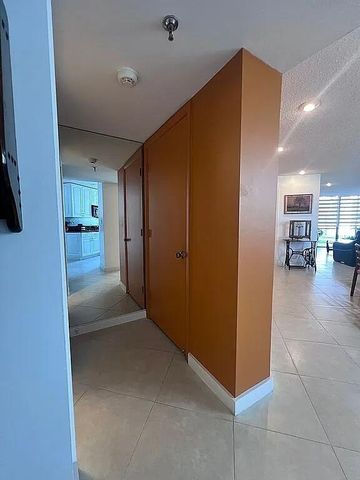 6463 La Costa Drive 105, Boca Raton, FL 33433