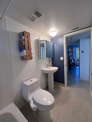 6463 La Costa Drive 105, Boca Raton, FL 33433