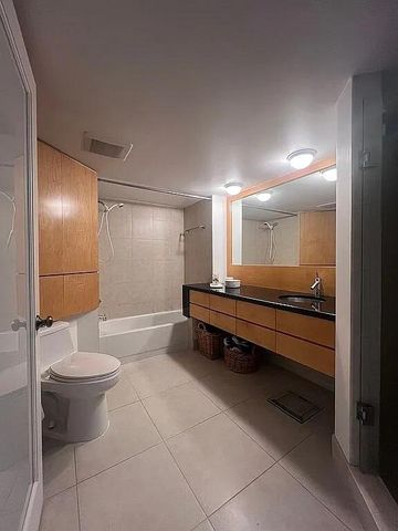 6463 La Costa Drive 105, Boca Raton, FL 33433