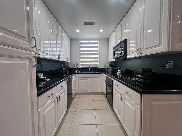 6463 La Costa Drive 105, Boca Raton, FL 33433