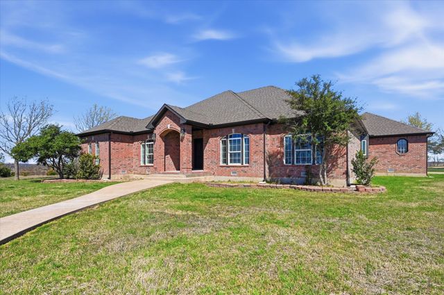 867 Durning Road, Van Alstyne, TX 75495