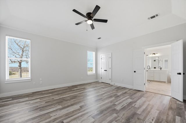 867 Durning Road, Van Alstyne, TX 75495