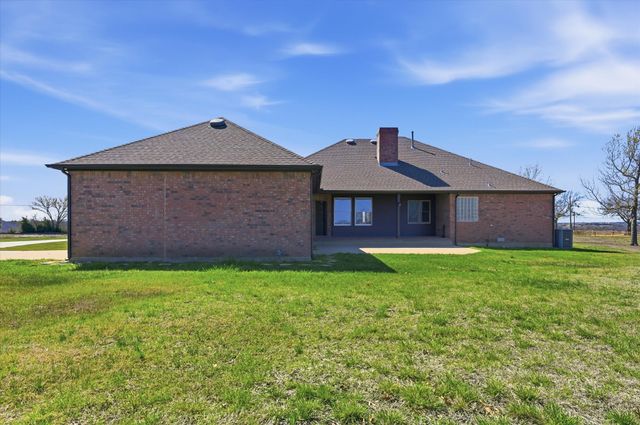 867 Durning Road, Van Alstyne, TX 75495