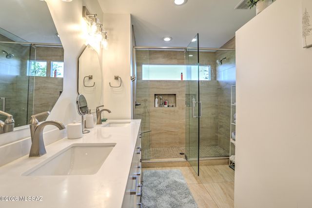 4420 E Cerrada Del Charro, Tucson, AZ 85718