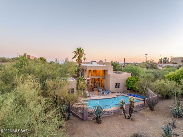 4420 E Cerrada Del Charro, Tucson, AZ 85718