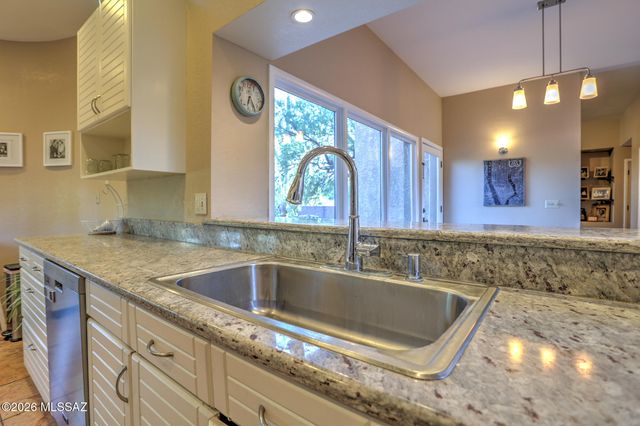 4420 E Cerrada Del Charro, Tucson, AZ 85718