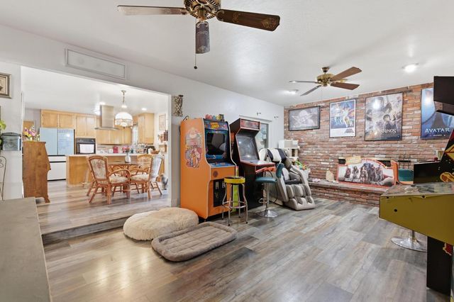 2455 Colusa Hwy, Yuba City, CA 95993