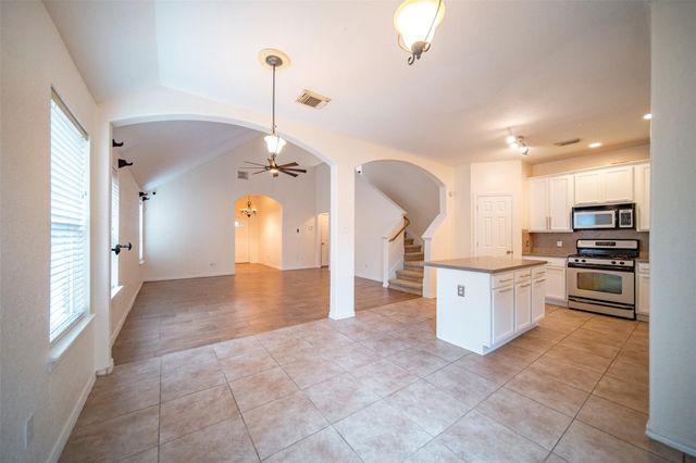 11402 Overland Trail Drive, Richmond, TX 77406