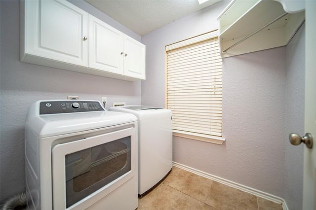 11402 Overland Trail Drive, Richmond, TX 77406
