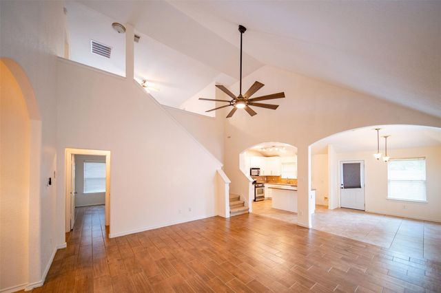 11402 Overland Trail Drive, Richmond, TX 77406