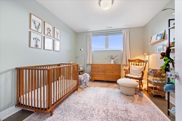 2707 W BELMONT Avenue 3W, Chicago, IL 60618