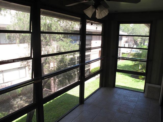 9940 S Belfort Circle 203, Tamarac, FL 33321