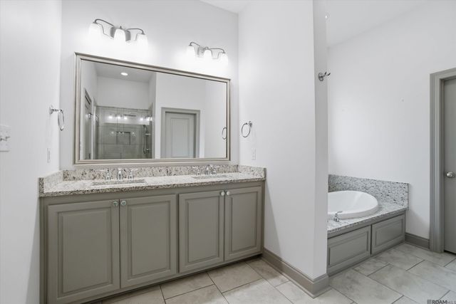39141 Water Oak Ave, Prairieville, LA 70769