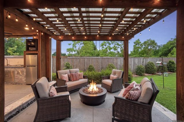 39141 Water Oak Ave, Prairieville, LA 70769